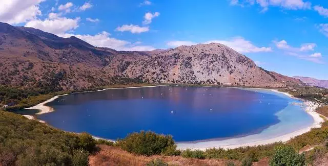 Lake Kunnas i luga o le Crete Island, Eleni 31215_1