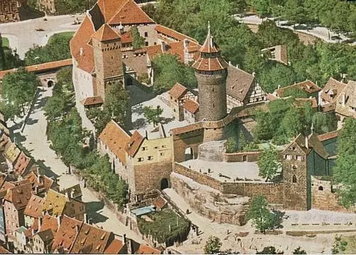 Gịnị bara uru ikiri na Nuremberg? 3219_2