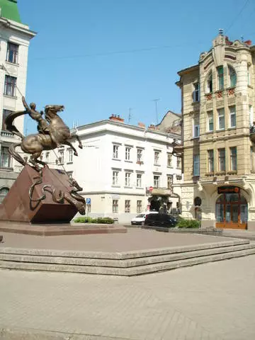 Rhamant Lviv yn ei bensaernïaeth! 3224_5