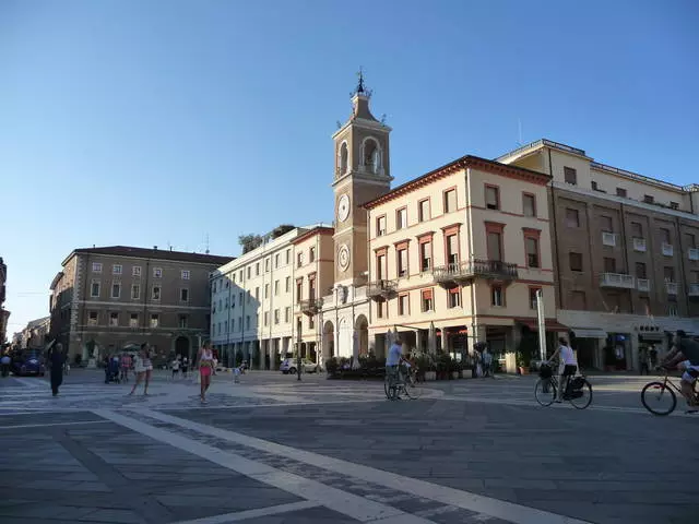 מנוחה אין Rimini: ווי צו באַקומען? קאָסטן, אַרומפאָרן צייט, אַריבערפירן. 3239_2