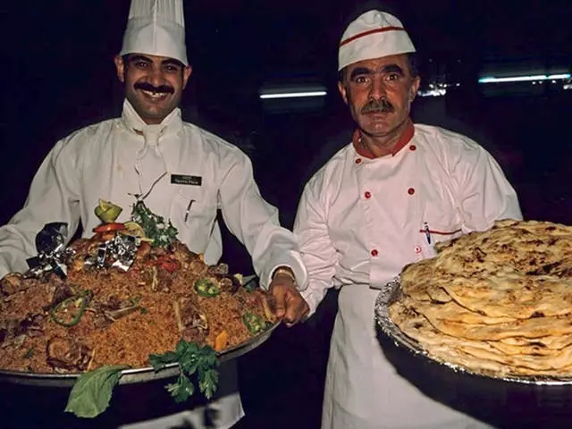 Πόσα χρήματα για να πάρετε στην Ιορδανία και είναι δυνατόν να σώσει λίγο; 32994_3