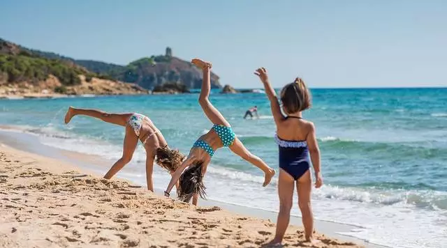 De beste stranden voor kinderen in Sardinië 33009_2