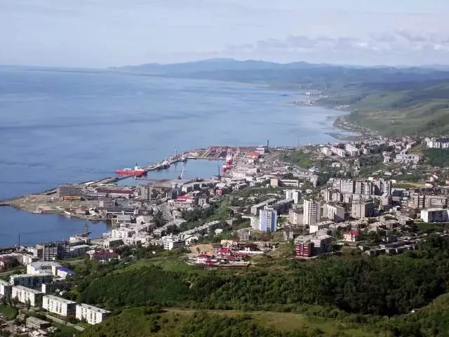 რა ექსკურსიები იუჟნო-სააკლინსკში სტუმრობენ? 33074_2