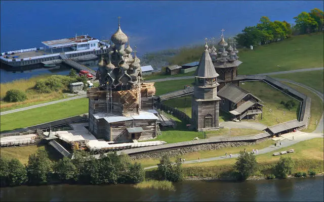 Wéi eng Excursiounen derwäert ze besichen zu Petrozavenk? 33327_1