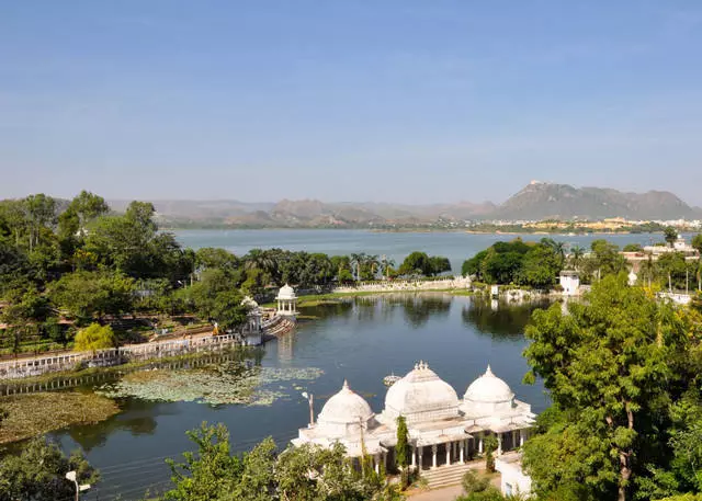 Njem njem na Udaipur: Ihe ị ga-ahụ?