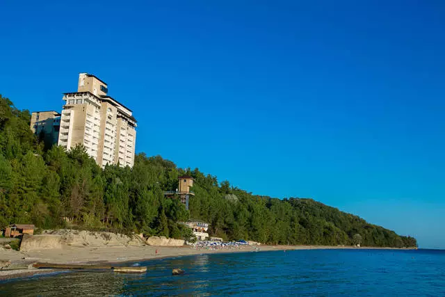 Który hotel lepiej pozostać w Pitsunde? 33961_3