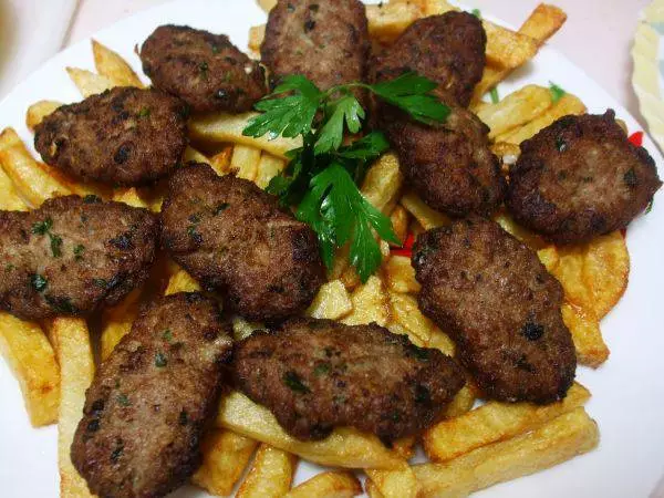 Essen in der Türkei: Suppen-, Fleisch- und Fischgerichte, Adressen von Institutionen. 3424_12