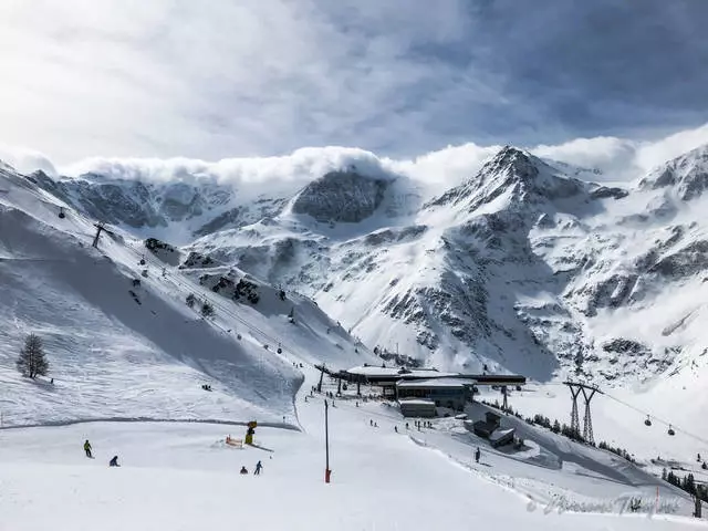 Ngano nga gipili sa mga turista ang dili maayo nga gastein? 34591_2