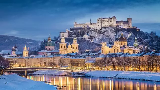 Napa turis milih Salzburg?