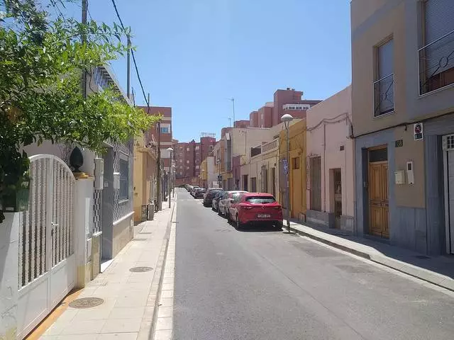 Asa magpabilin nga barato sa Almeria? 35244_3