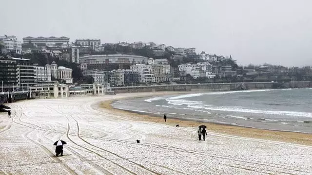 When is it better to relax in San Sebastian?