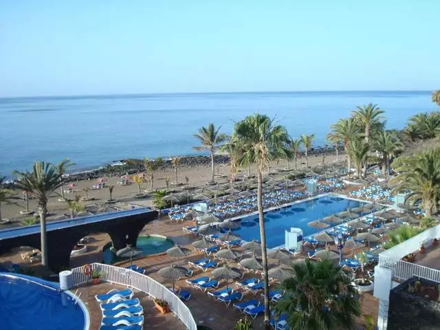 Puerto Del Carmen دا ئارام ئېلىشنىڭ ئەڭ ياخشى ئۇسۇلى نەدە? 35497_2