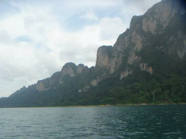 湖Cheow Lan在國家自然公園預備khao sok 3672_8