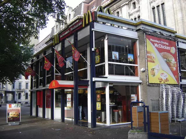 Waar kan ik eten in Rotterdam? 4082_17