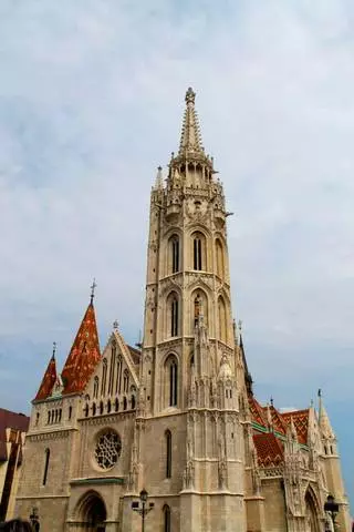 Kaunti tungkol sa Budapest 4091_3