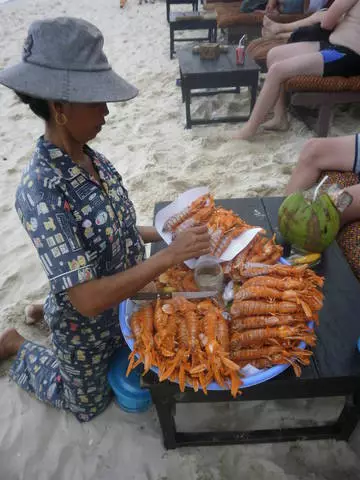 Maklumat berguna mengenai percutian di Kemboja. Petua untuk pelancong yang berpengalaman. 4224_7