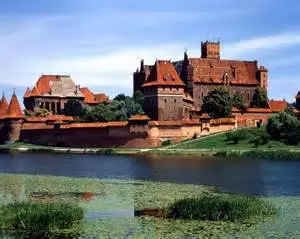 Mga ekskursiyon sa Gdansk: Malbob Castle.