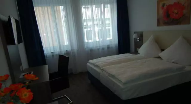 Odekolonda istirahət etməyi seçmək üçün otel nədir? 4698_19