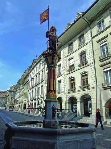 Niedźwiedź Capital. 4743_6