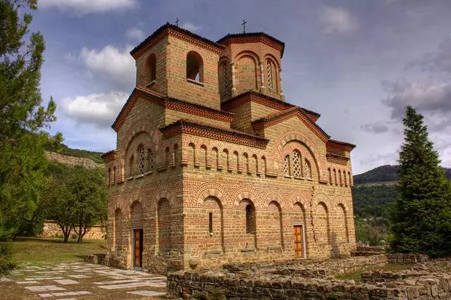 O le a le mea e aoga ai le matamata i Vliko tarnovo? Sili ona manaia nofoaga. 47955_7