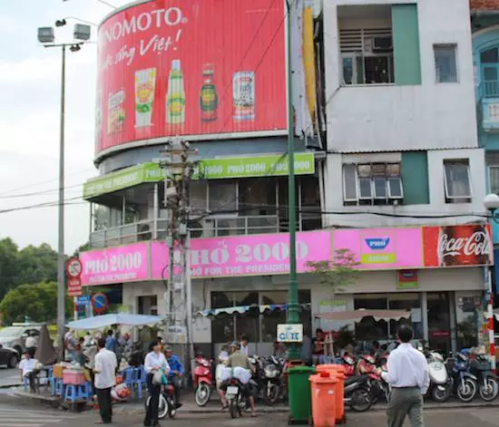 Ki kote mwen ka manje nan Ho Chi Minh City? Ki kantite lajan pou pran lajan? 49213_7