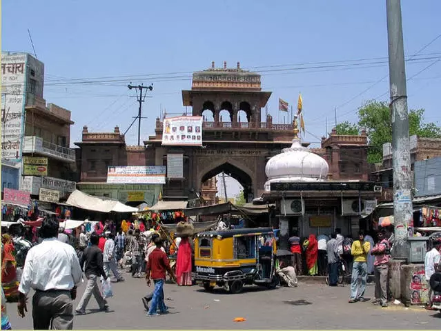 Jodhpurga qayerga borishingiz va nimani ko'rish kerak? 4938_4