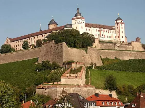 Wat is die moeite werd om in Würzburg te besigtig? Die interessantste plekke. 49416_4