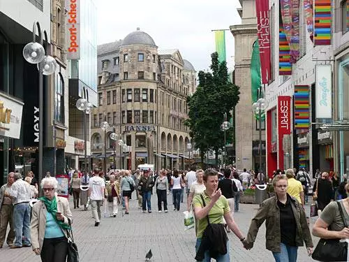 Balanja di cologne. Naon anu abdi tiasa mésér? Dimana? Sakumaha? 49586_3