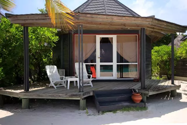 Wat is die hotel om te kies om op Laviani Atoll te ontspan? 5042_3