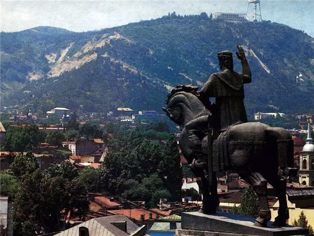 TBILIISI дахь амралтын тухай ашигтай мэдээлэл. Туршлагатай жуулчдад зориулсан зөвлөмжүүд. 51071_7