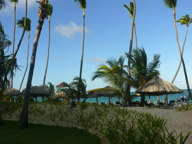 Mandria ao Punta Cana: Pros sy Cons. Tokony handeha any Punta-Kan ve aho? 51273_5