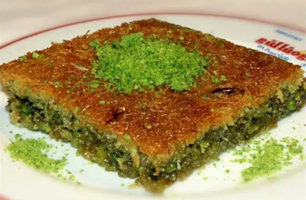 Food in Turkey: Turkish sweets and desserts 5206_16