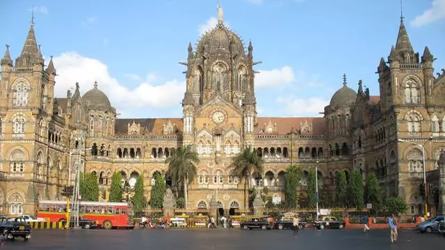 Rest in Mumbai: pros and cons. Should I go to Mumbai? 52215_3