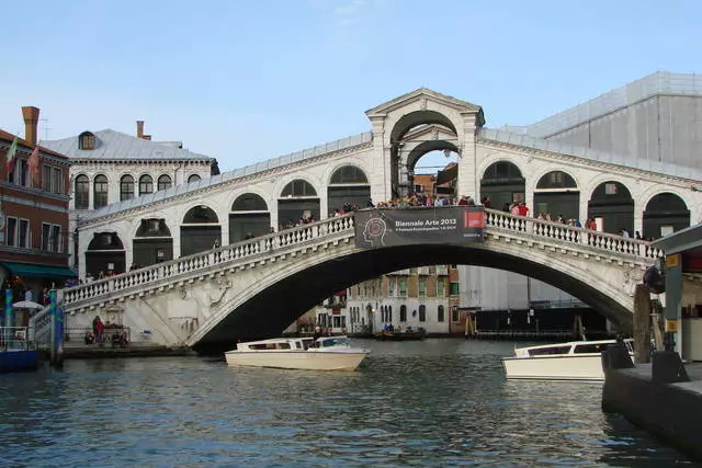 Kedu ihe na-adọrọ mmasị ịhụ Venice? 5362_7