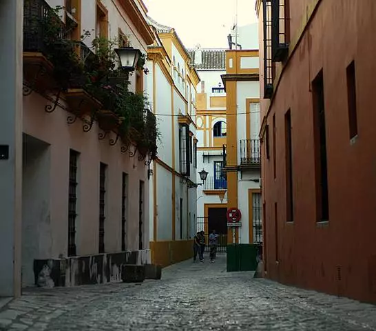 O que vale a pena ver em Sevilha? Os lugares mais interessantes.