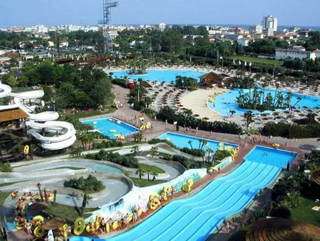 Apakah layak bersama anak-anak di Lido di Jesolo? 54623_2