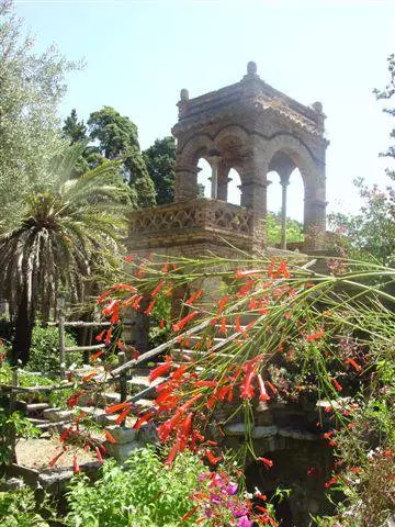 Taormina'da görülmeye değer nedir? En ilginç yerler.