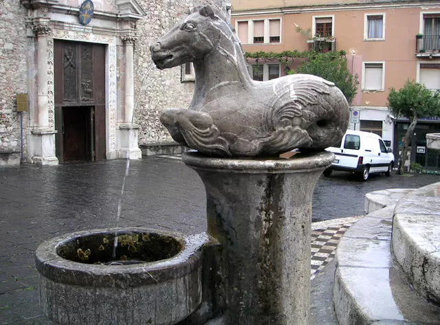 Ciò che vale la pena vedere a Taormina? I luoghi più interessanti. 55207_12