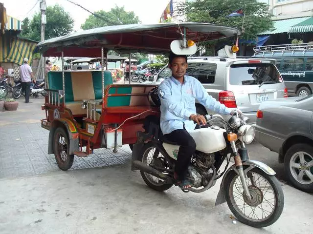 Počitek v Phnom Penhu: prednosti in slabosti. Naj grem na Phnom Penh? 55515_6