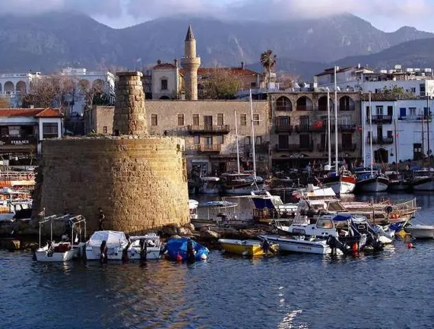 Què val la pena visualitzar a Pafos? Els llocs més interessants.