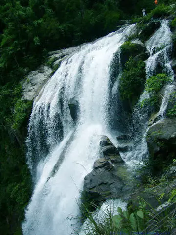 Apa lawatan yang patut dikunjungi di Sanya? Di mana lebih baik untuk membeli Excursions? 56146_3