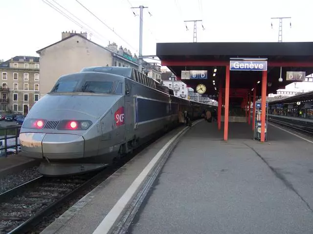 Kiel atingi lausanne? 5624_2