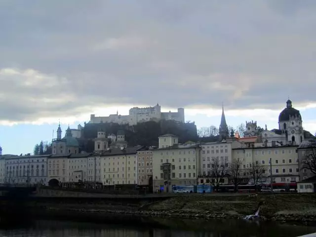 ປີໃຫມ່ໃນ Salzburg