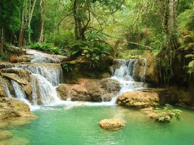 Ruhe in Laos: Vor- und Nachteile. Soll ich nach Laos gehen? 57313_2