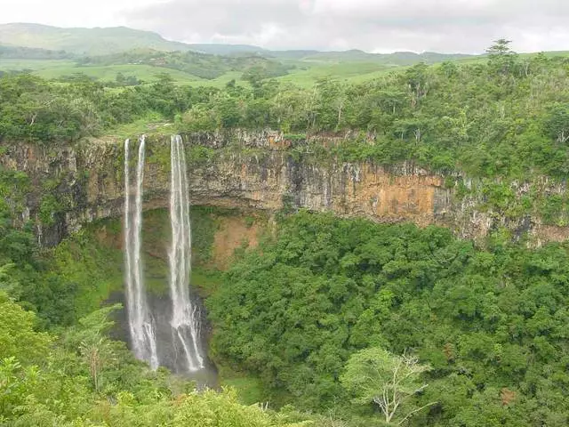 Cái gì đáng để xem Mauritius? Những nơi thú vị nhất. 57797_3