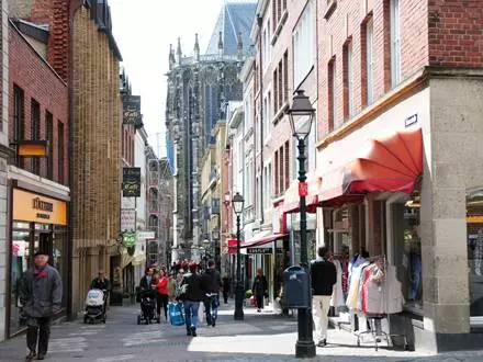 Shopping i Aachen: Var ska du handla och vad du ska köpa? 5794_3