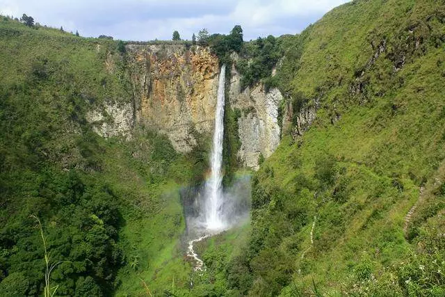 Ni nini kinachofaa kuangalia Lombok? 5818_4