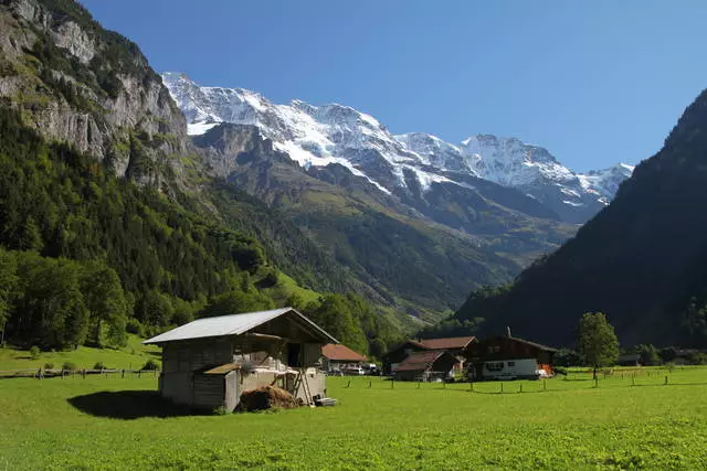 Is het de moeite waard om naar Interlaken te gaan? 5853_2