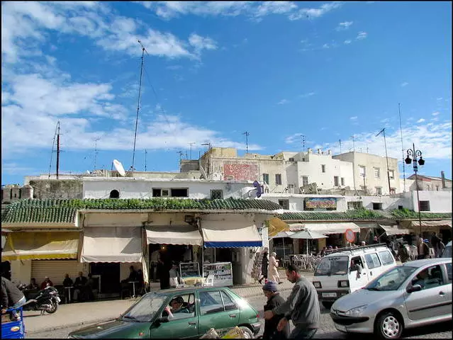 Cad is fiú breathnú orthu i Tangier? Na háiteanna is suimiúla. 58542_3