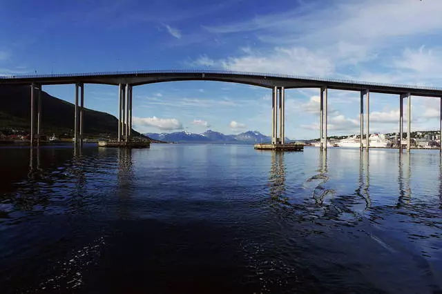 Ciò che vale la pena vedere in Troms? I luoghi più interessanti. 59101_9